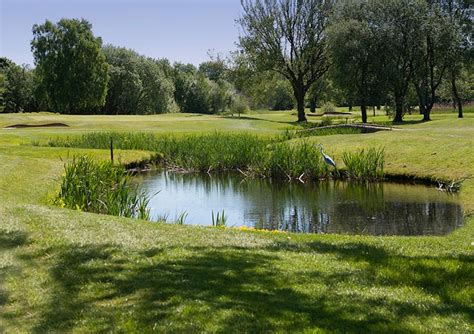 brackley golf course countryside.